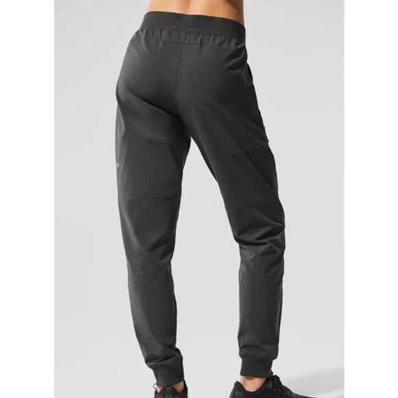 Alo Yoga Co-Op Pant – Women’s XS – Anthracite (Charcoal) – Retail $138 - Picture 2 of 11